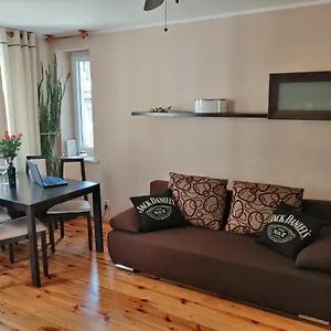 https://cicha-przystan-apartament-starowka.kolobrzeghotels.com