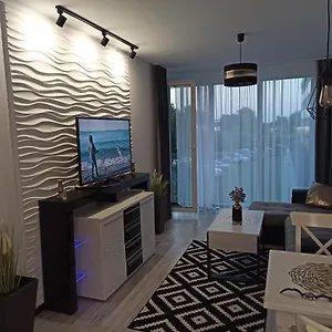 https://biala-perla.kolobrzeghotels.com